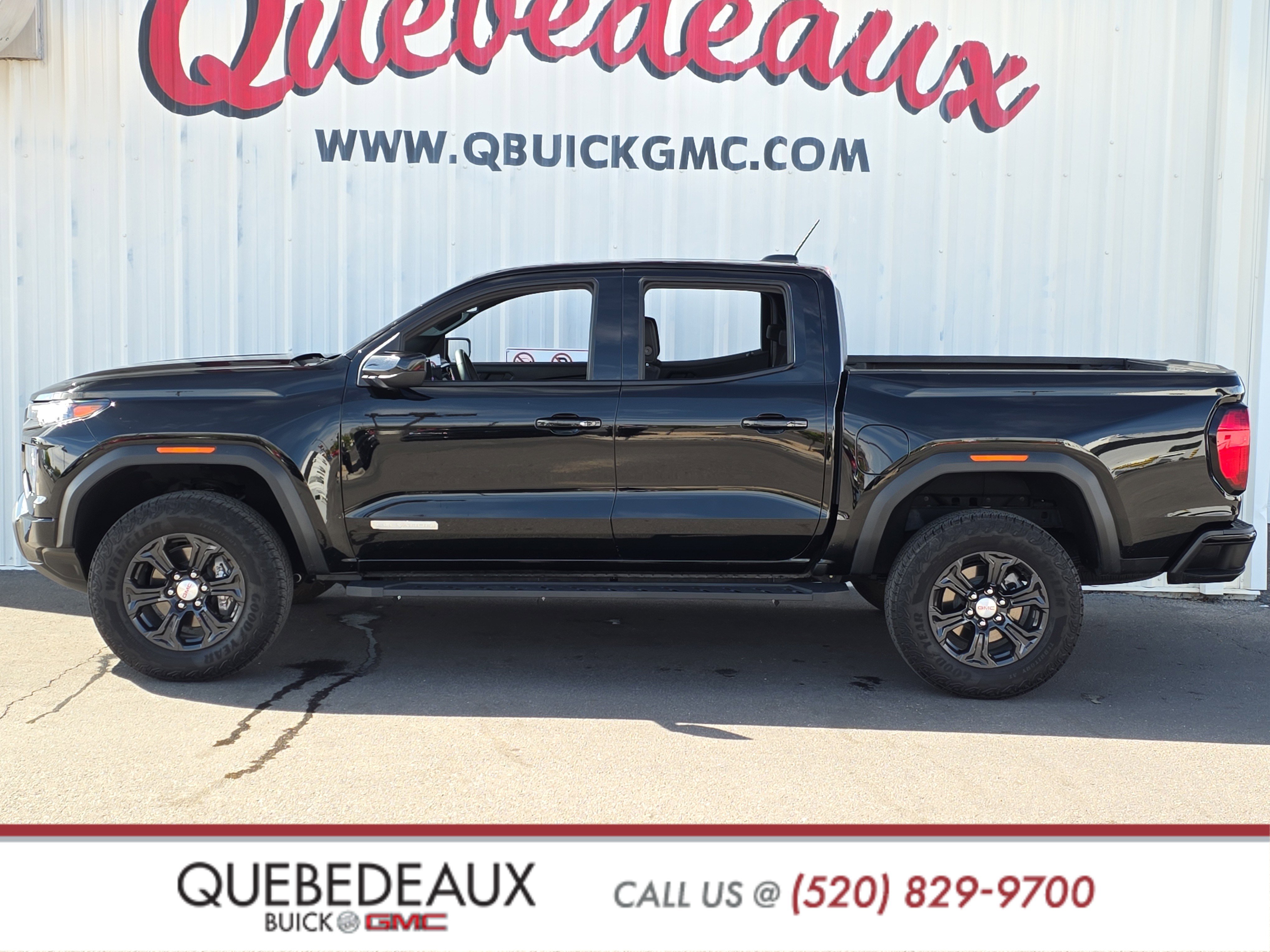 Used 2024 GMC Canyon Elevation w/ Convenience Package image 4