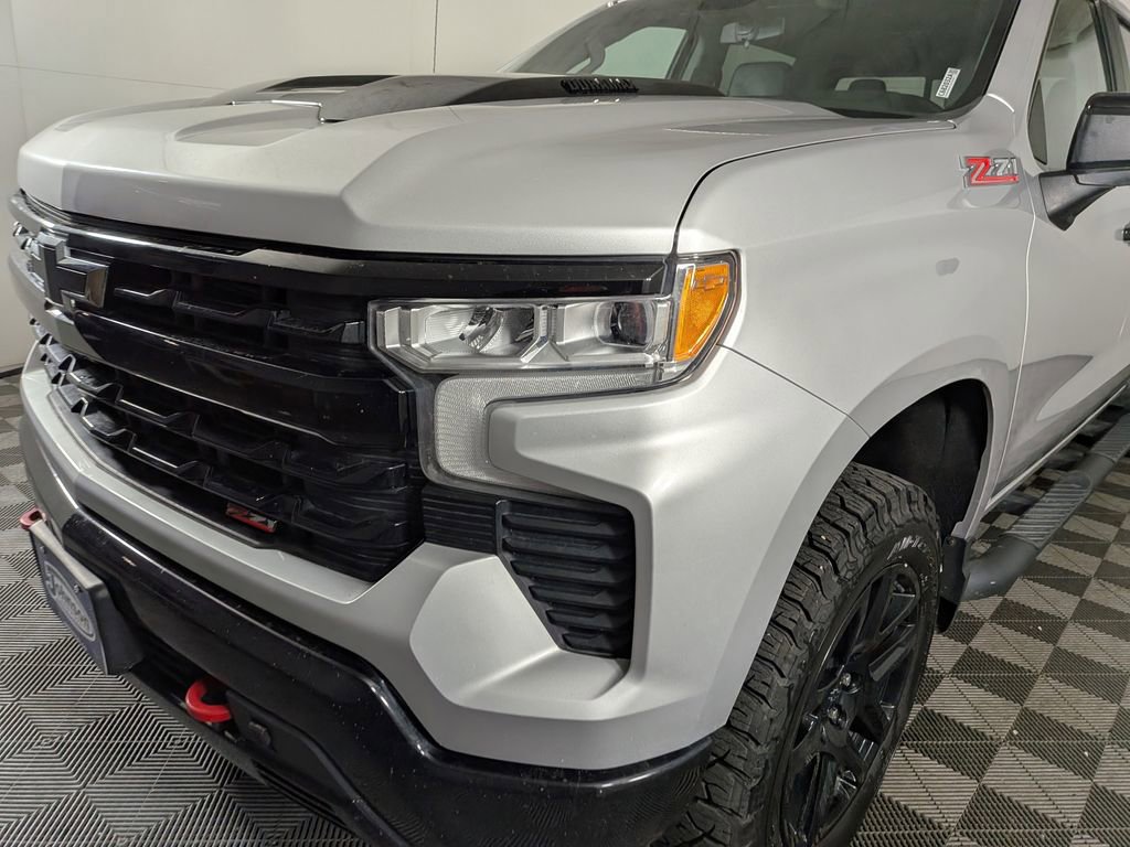 Used 2022 Chevrolet Silverado 1500 LT Trail Boss w/ LT Trail Boss Premium Package AWD/4WD image 13