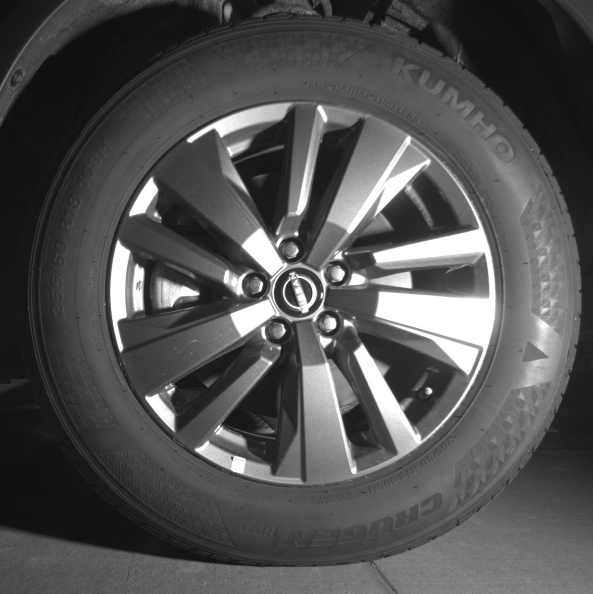 Used 2025 Nissan Pathfinder SV image 12