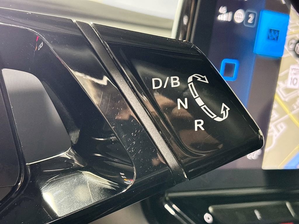 Certified 2023 Volkswagen ID.4 2WD image 18