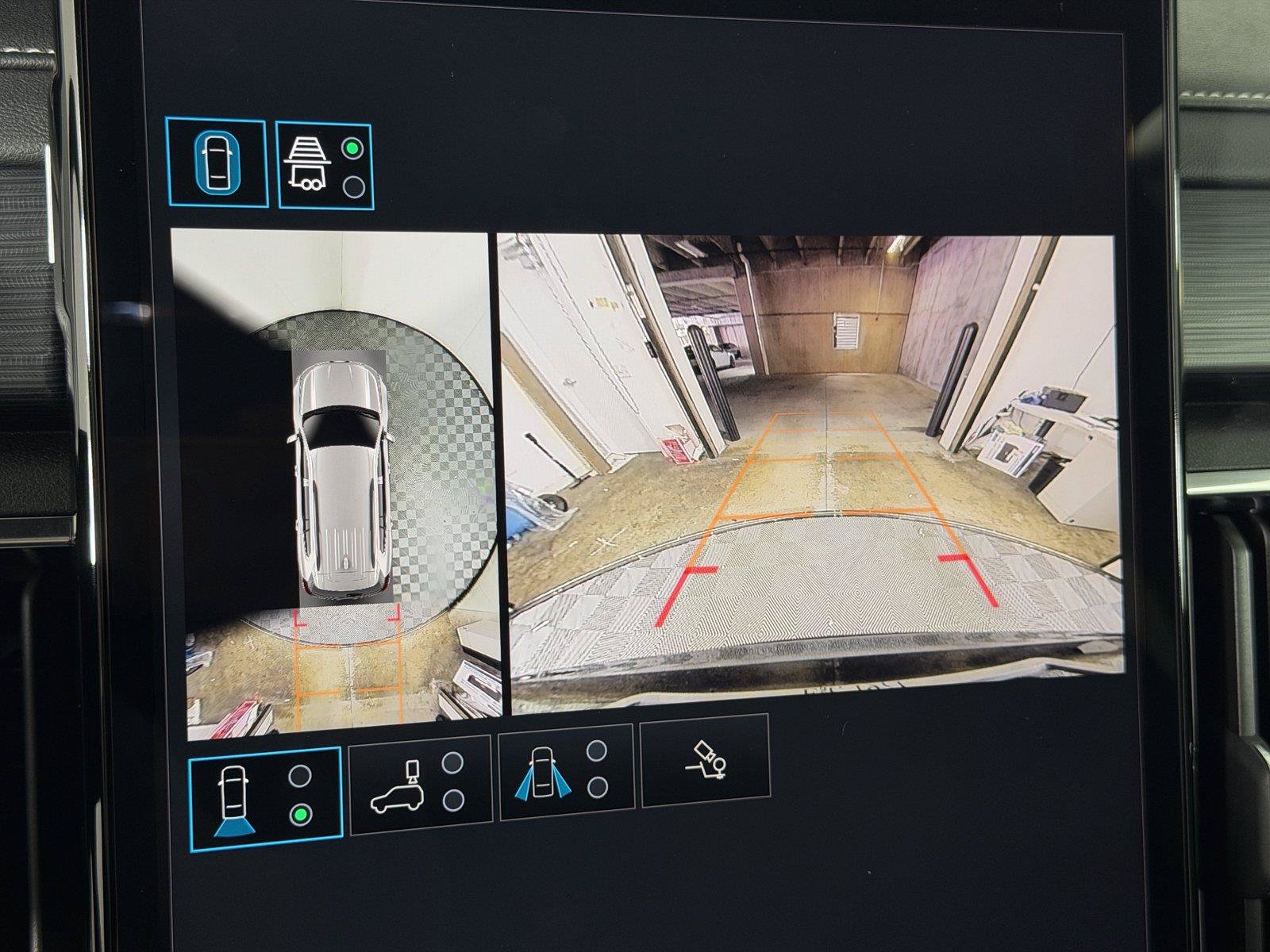 New 2026 GMC Acadia Elevation w/ Elevation Premium Package FWD image 30