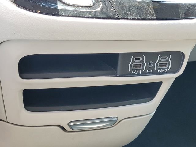 Used 2023 Chrysler Voyager LX FWD image 25