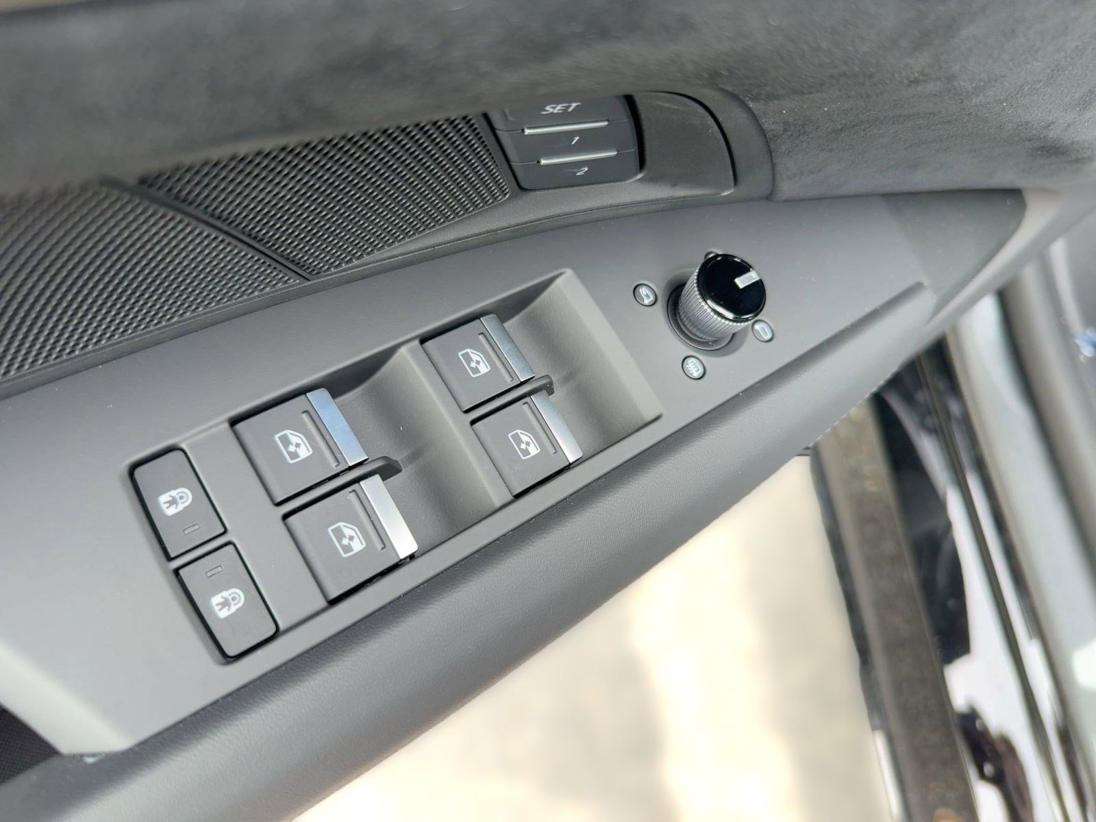 New 2026 Audi RS e-tron GT performance image 21