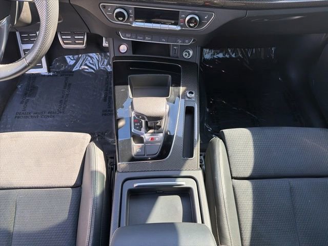 Used 2022 Audi SQ5 Premium w/ Convenience Package image 15