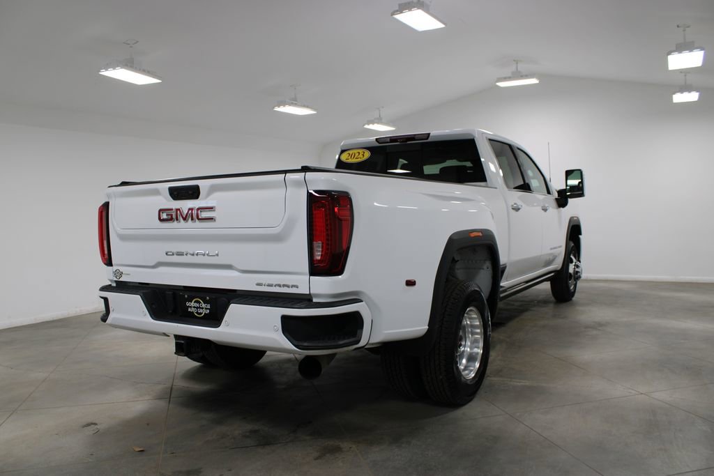 Used 2023 GMC Sierra 3500 Denali w/ Denali Ultimate Package image 9