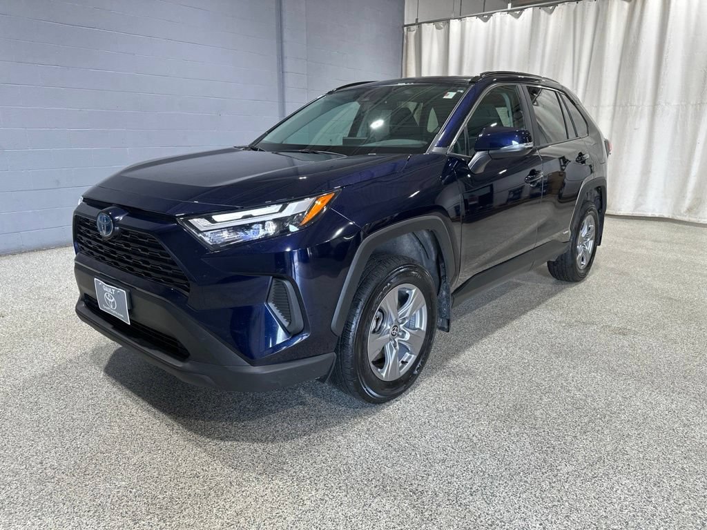 Certified 2024 Toyota RAV4 XLE w/ Convenience Package AWD/4WD image 4