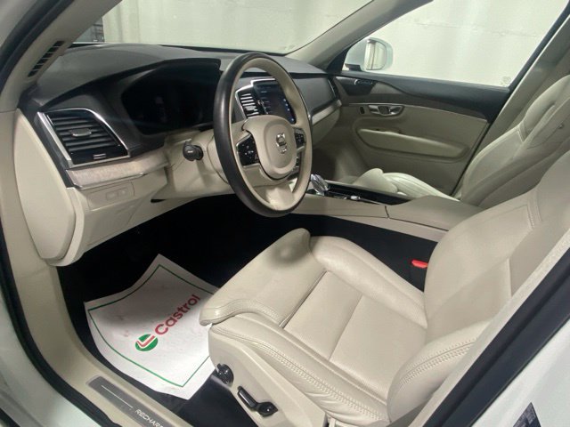 Certified 2024 Volvo XC90 T8 Ultimate w/ Protection Package AWD/4WD image 9