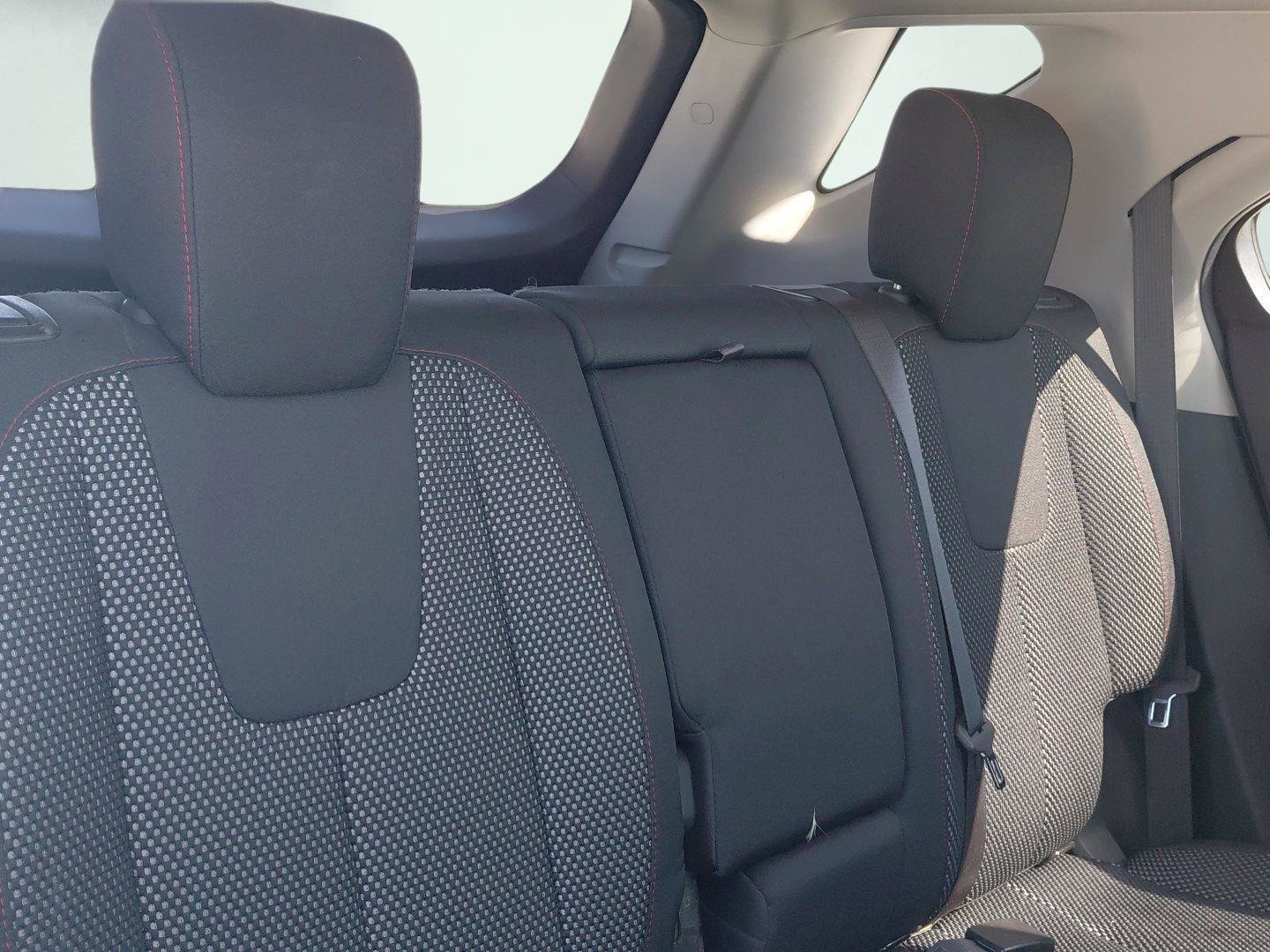 Used 2014 Chevrolet Equinox LT w/ Driver Convenience Package AWD/4WD image 15