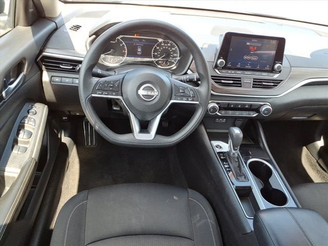 Certified 2024 Nissan Altima 2.5 SV FWD image 11