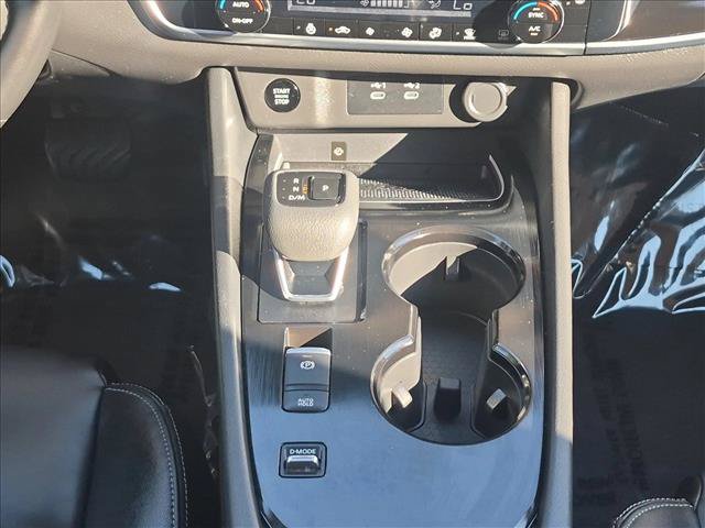 Used 2026 Nissan Rogue SL FWD image 12