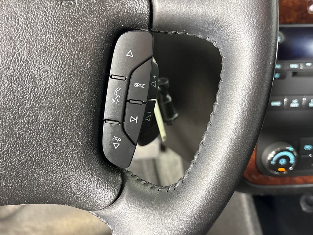 Used 2011 Chevrolet Impala LT FWD image 19