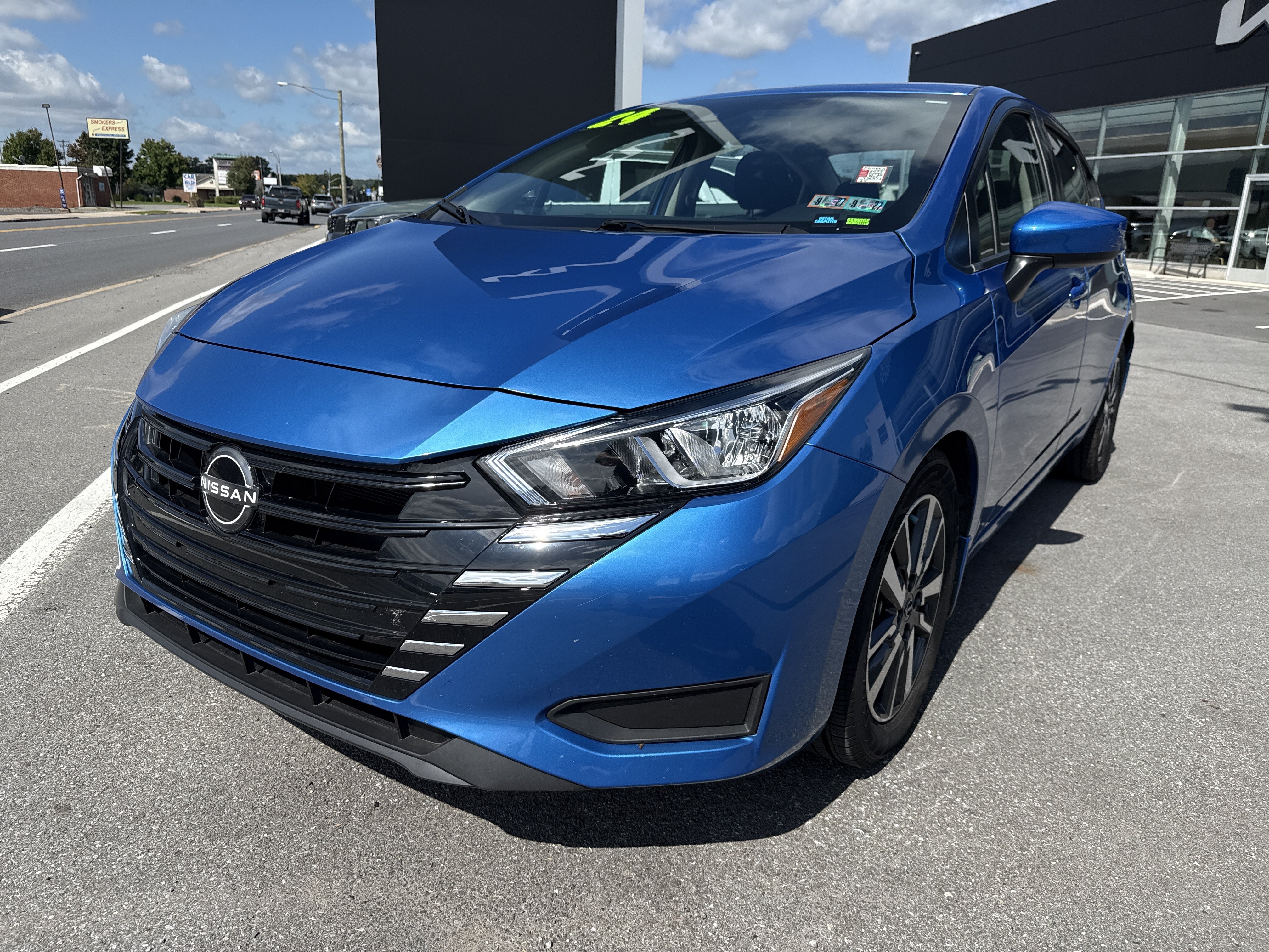 Used 2024 Nissan Versa SV w/ Trunk Package FWD image 13