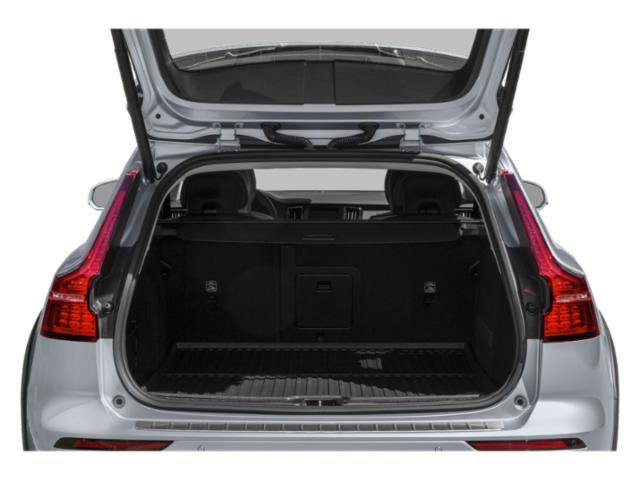 Used 2020 Volvo V60 T5 Cross Country w/ Protection Package Premier image 14