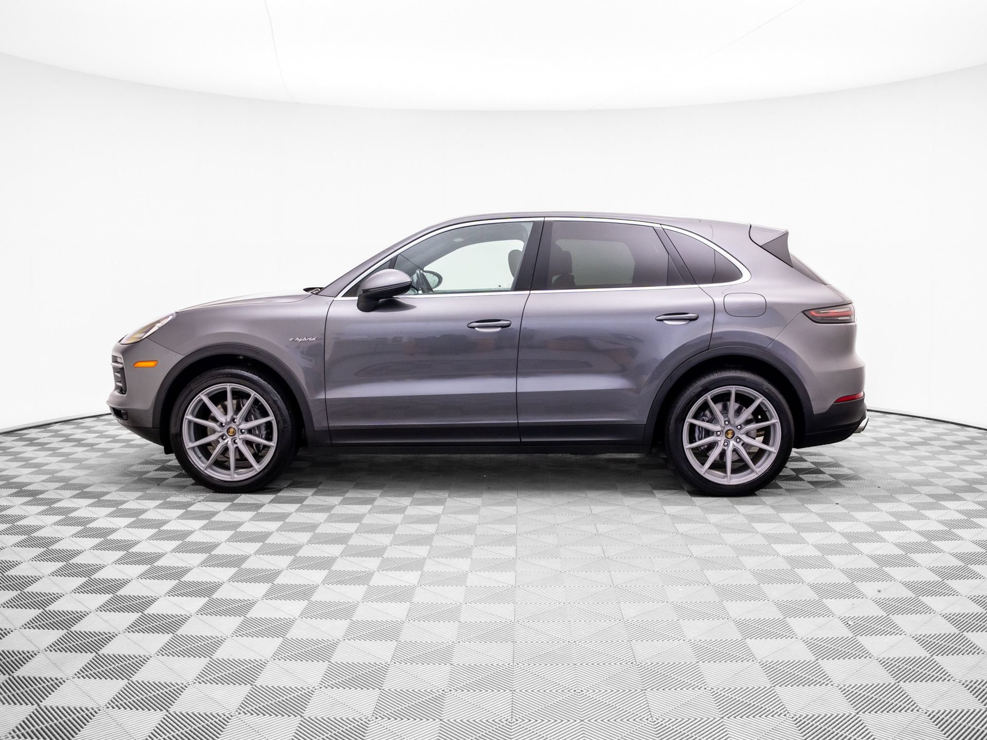Used 2021 Porsche Cayenne E-Hybrid AWD/4WD video 2