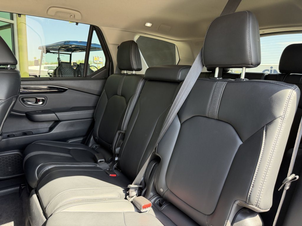 Used 2024 Honda Pilot EX-L image 37