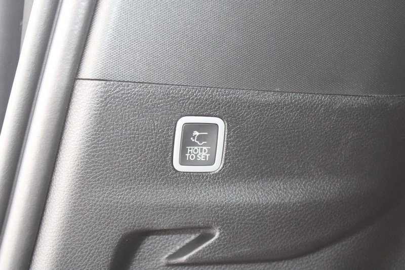 New 2024 Jeep Grand Wagoneer L Series II w/ Quick Order Packagew 28T image 11