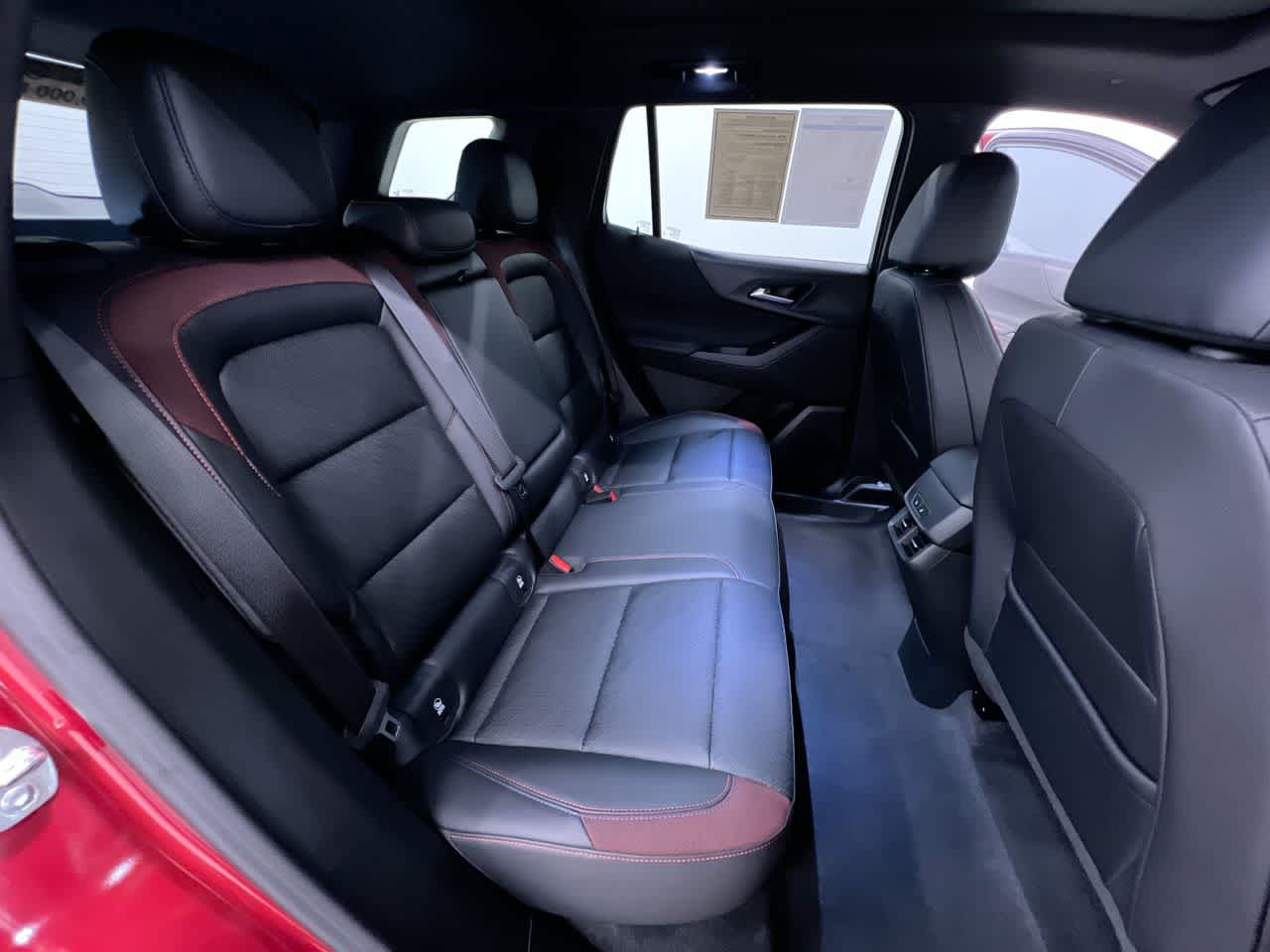 Used 2026 Chevrolet Equinox RS w/ Convenience Package III FWD image 38