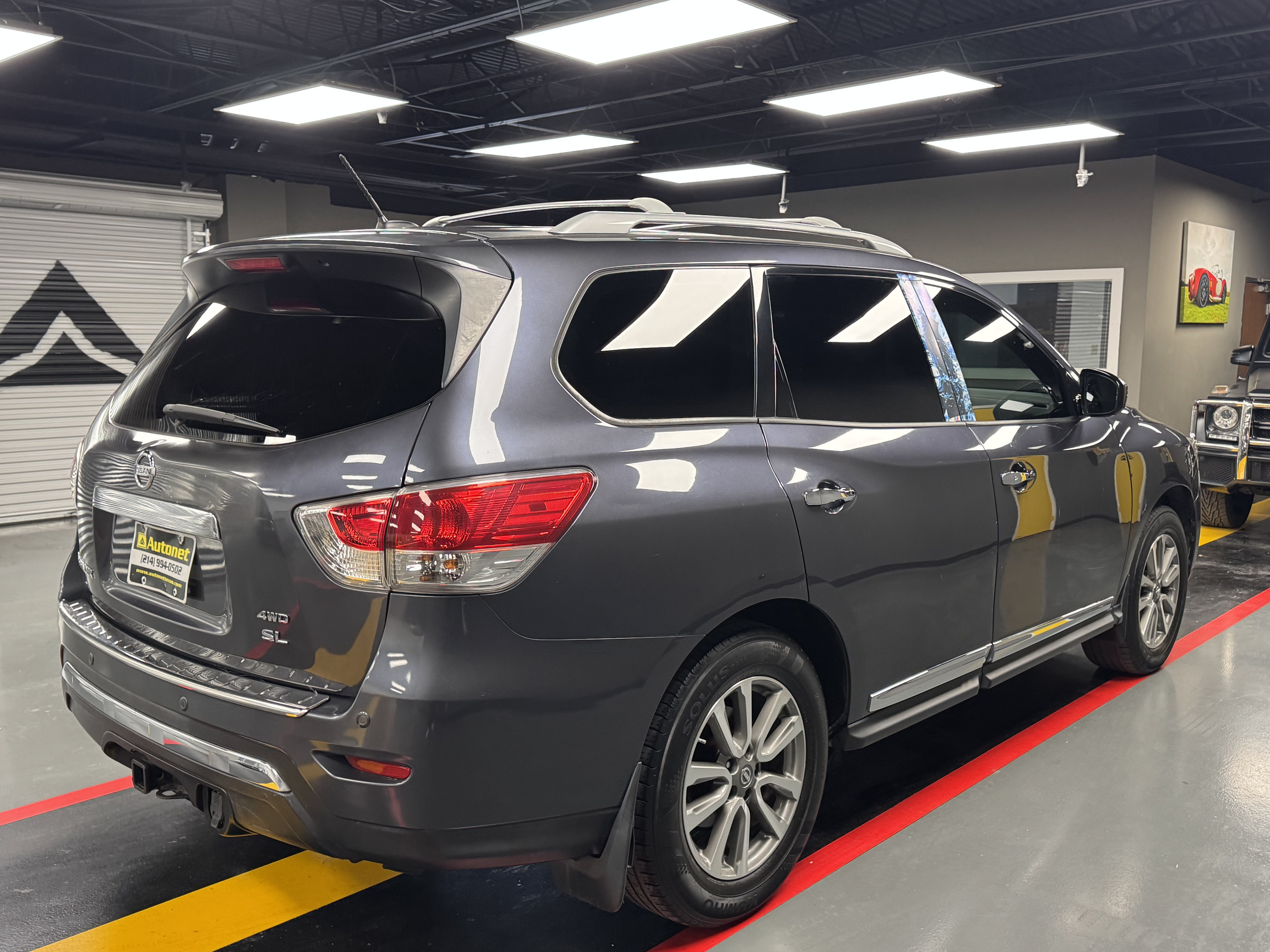 Used 2014 Nissan Pathfinder SL w/ SL Tech Package AWD/4WD image 6