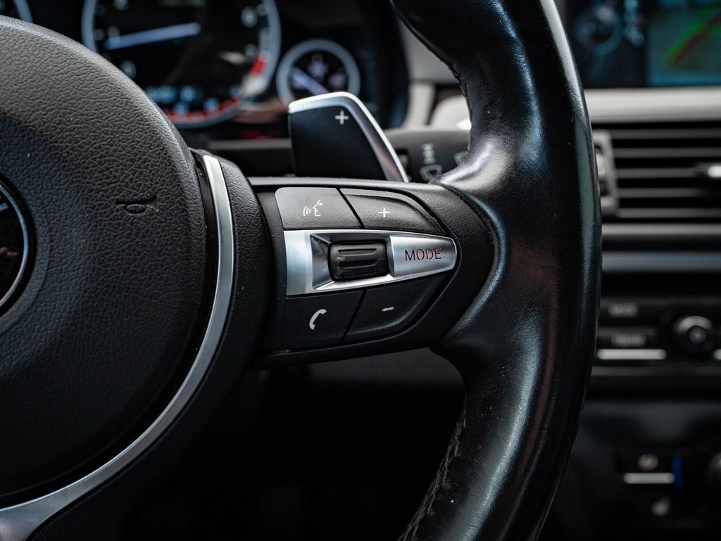 Used 2014 BMW 550i xDrive Sedan image 31