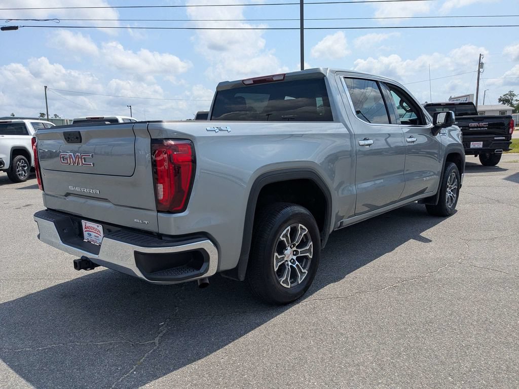 Used 2025 GMC Sierra 1500 SLT AWD/4WD image 4
