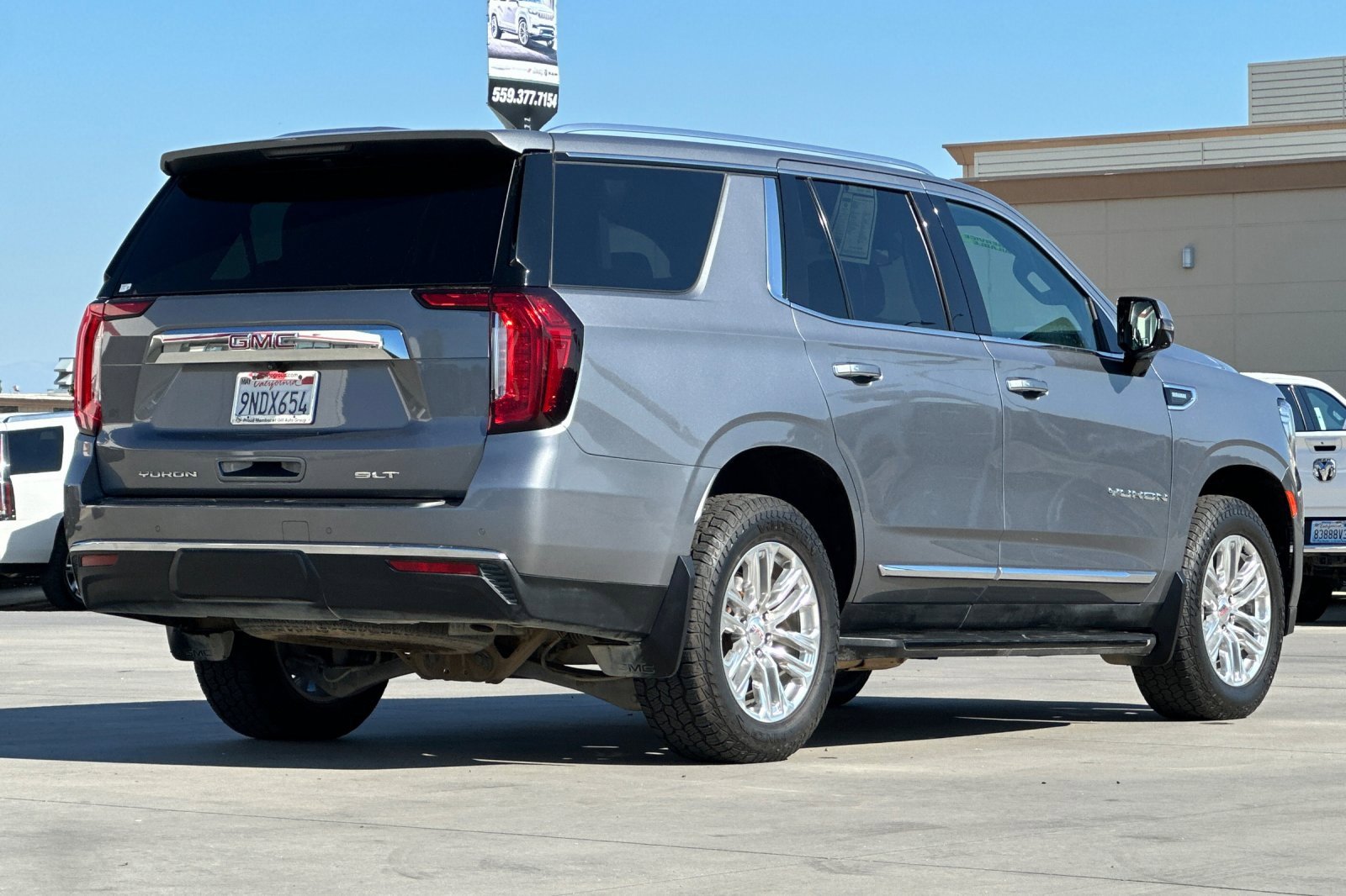 Used 2021 GMC Yukon SLT image 6