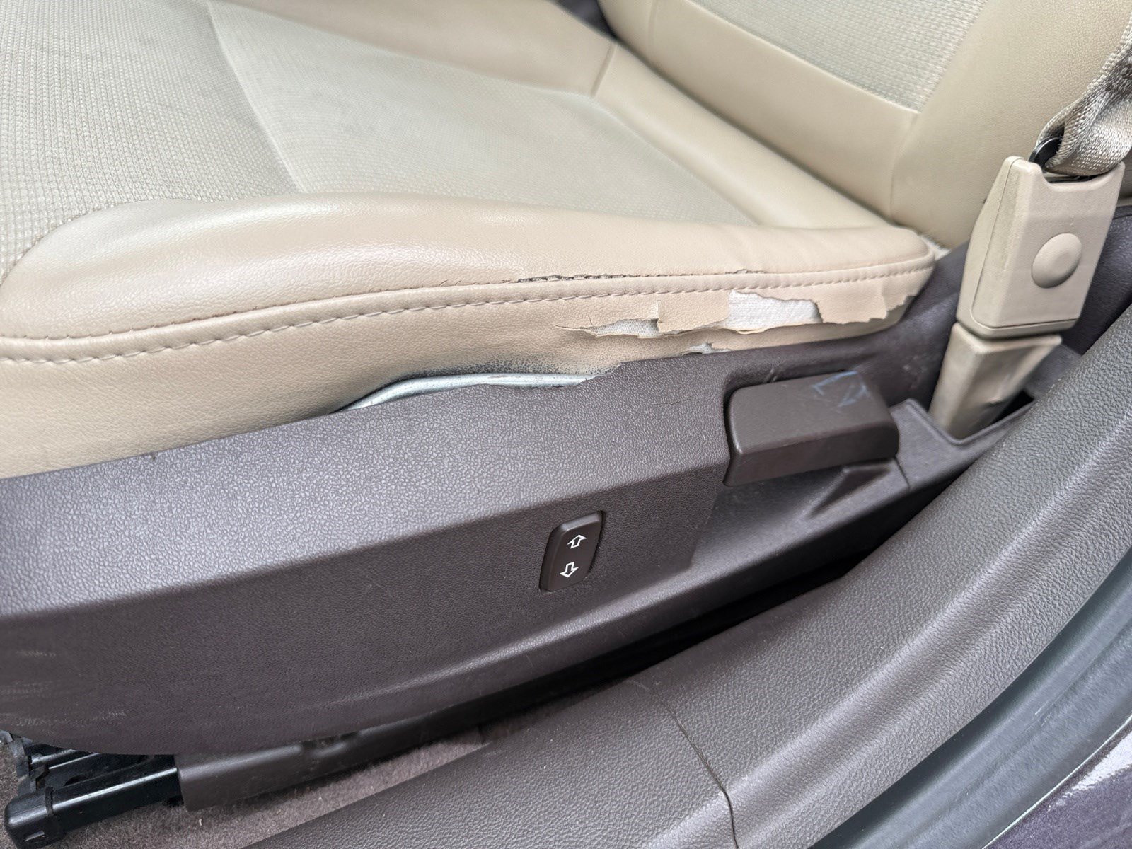 Used 2015 Chevrolet Malibu LT FWD image 14