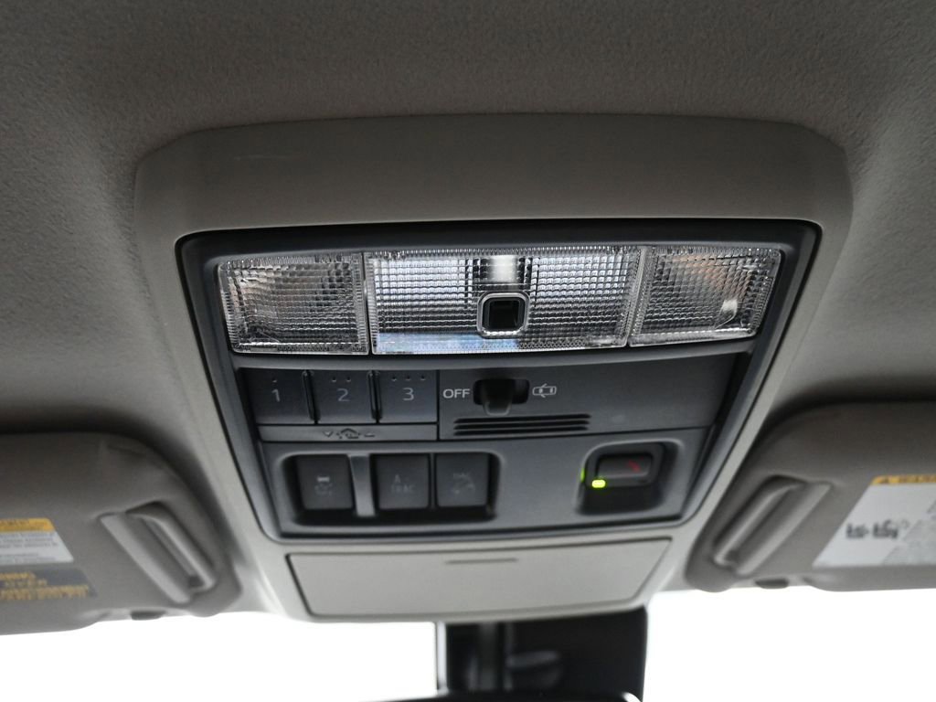 Certified 2022 Toyota 4Runner SR5 Premium image 17