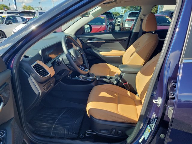 Used 2024 Kia Seltos EX FWD image 13