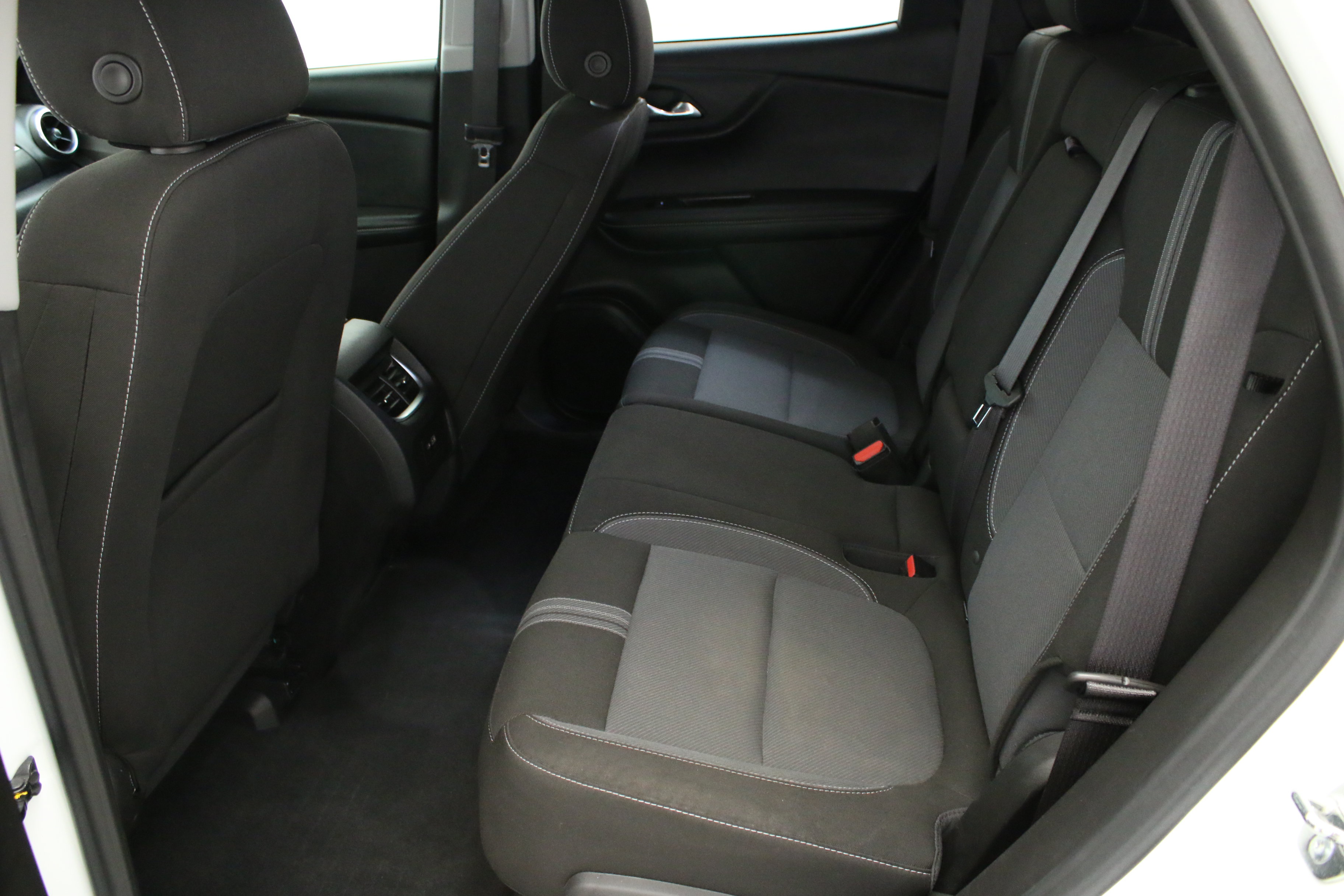 Used 2024 Chevrolet Blazer LT w/ Convenience Package AWD/4WD image 18