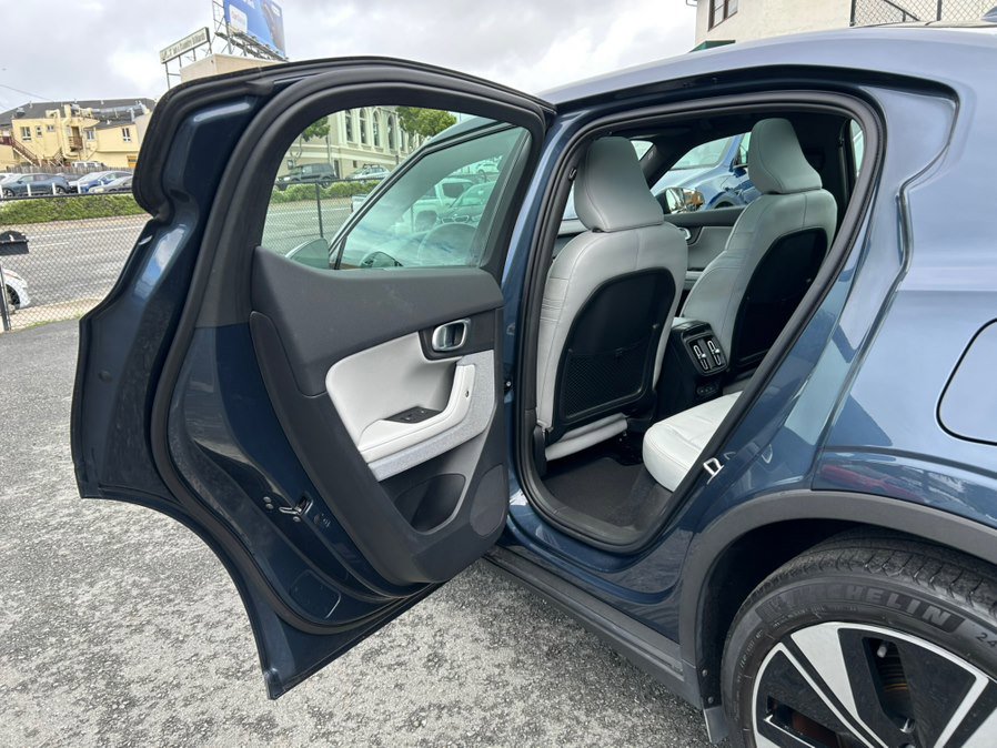 Used 2023 Polestar Polestar 2 w/ Pilot Pack image 55