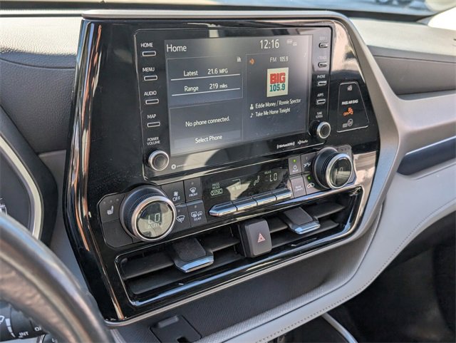 Used 2022 Toyota Highlander XLE image 24