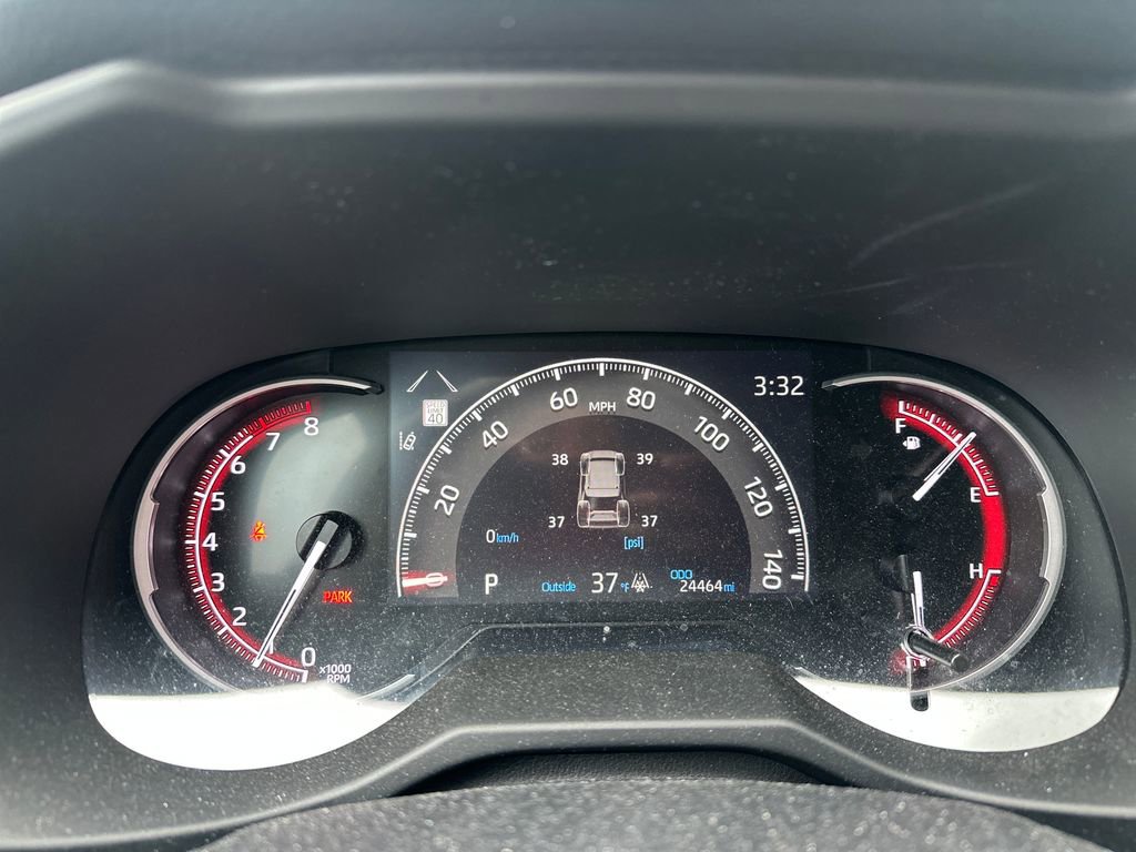 Used 2023 Toyota RAV4 LE image 8