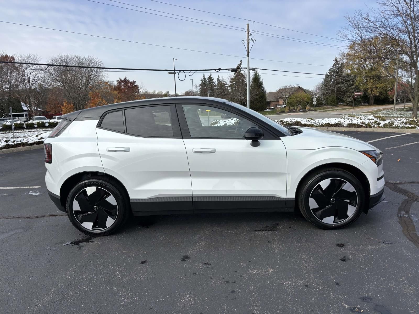 New 2026 Volvo EX30 Plus w/ Protection Package Premier AWD/4WD image 8