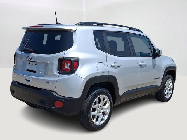 Used 2018 Jeep Renegade Latitude AWD/4WD image 6