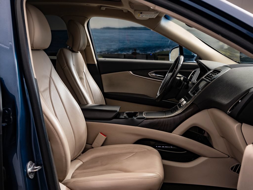 Used 2019 Lincoln Nautilus Select FWD image 26