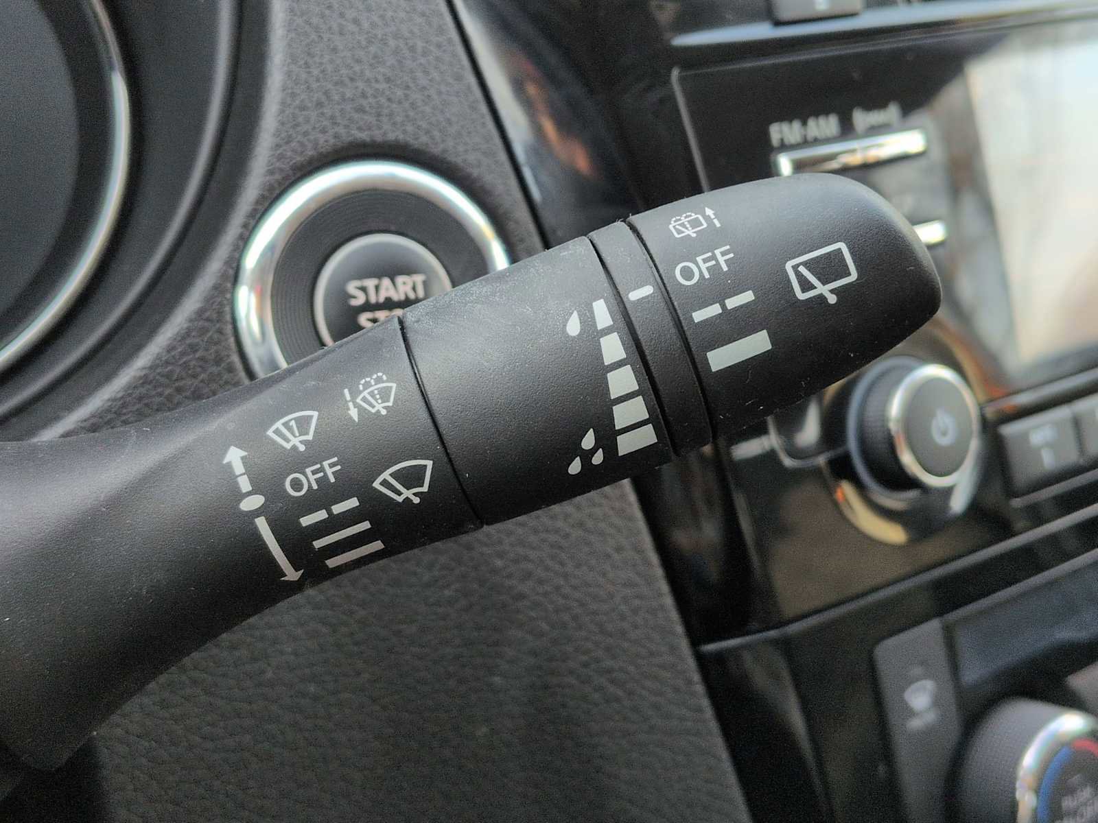 Used 2017 Nissan Rogue Sport SV w/ SV All-Weather Package image 24