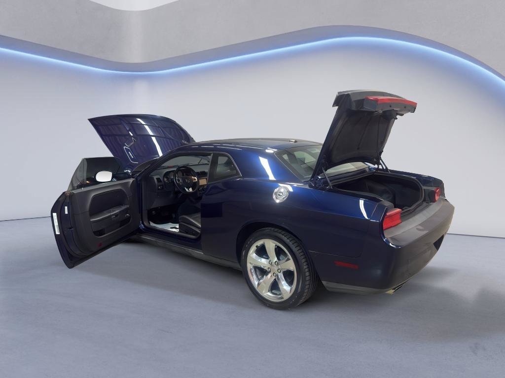 Used 2013 Dodge Challenger R/T Plus RWD image 12