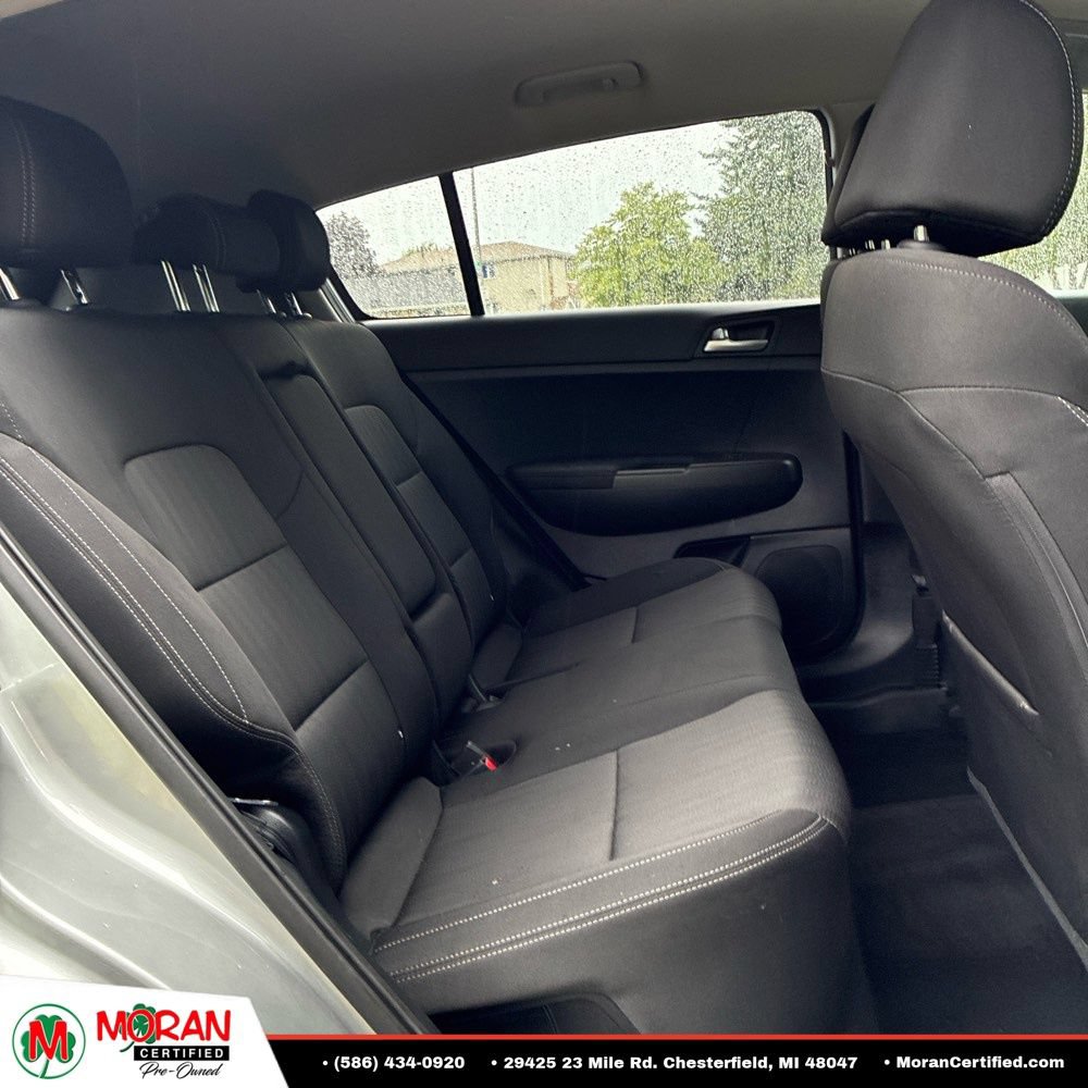 Used 2022 Kia Sportage LX FWD image 15