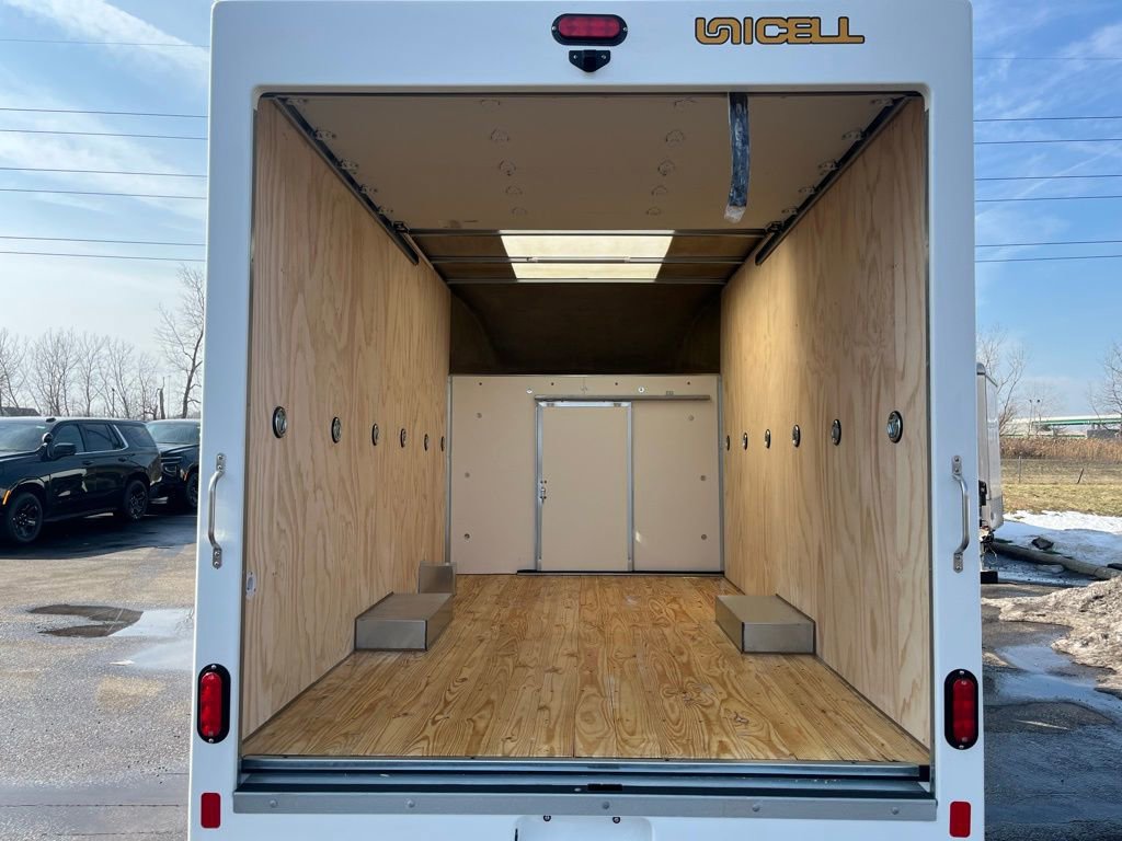 New 2026 Chevrolet Express 3500 w/ Power Convenience Package image 22