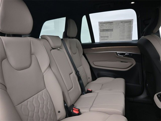 New 2026 Volvo XC90 B6 Plus w/ Protection Package Premier image 34