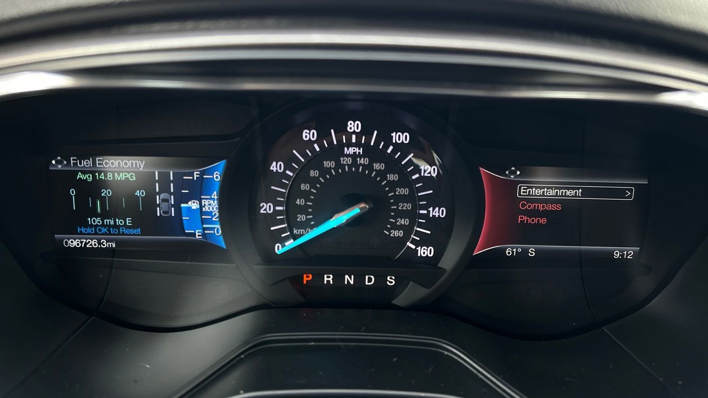 Used 2020 Ford Fusion SE AWD/4WD image 20