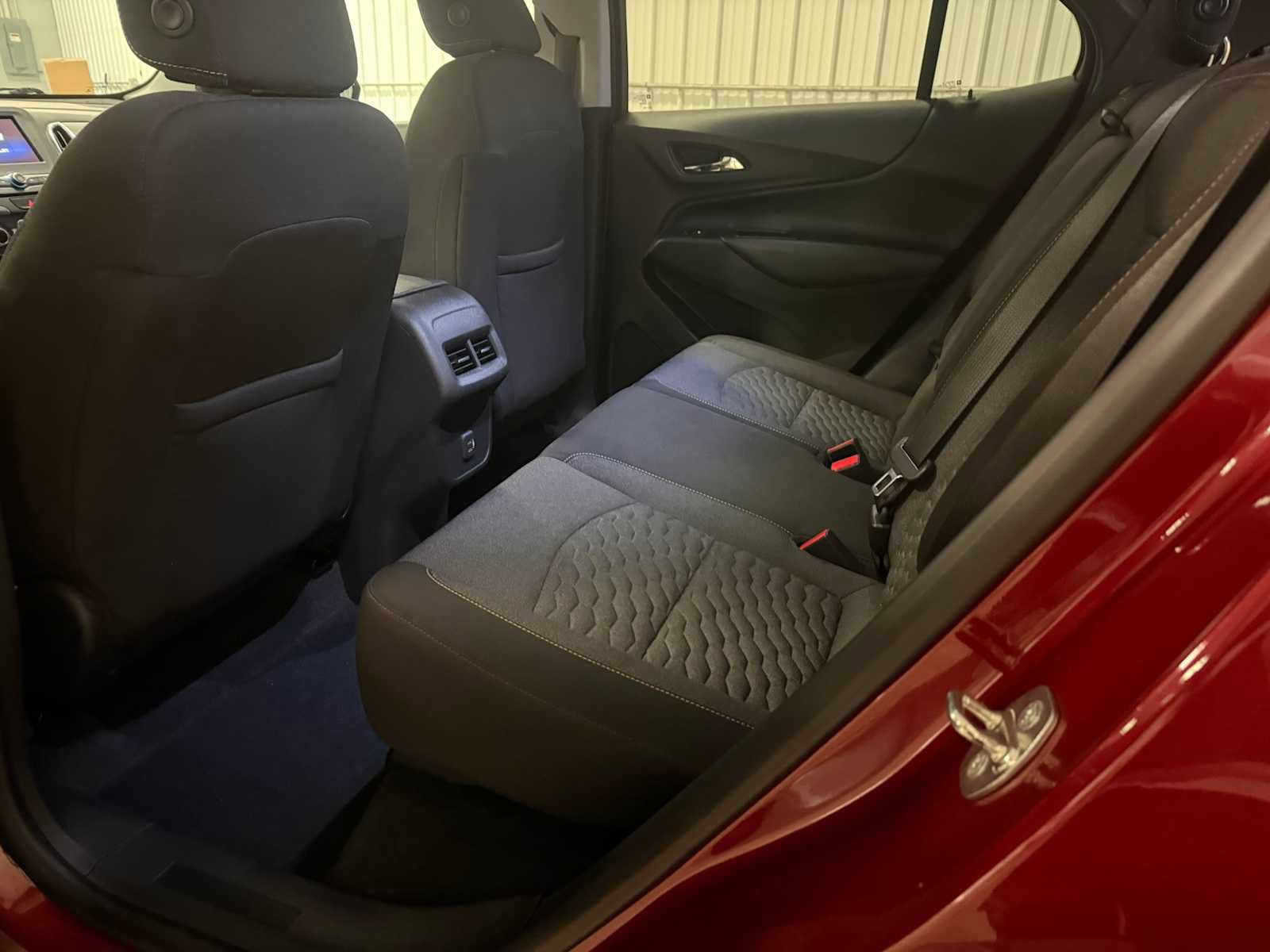 Used 2020 Chevrolet Equinox LT FWD image 22