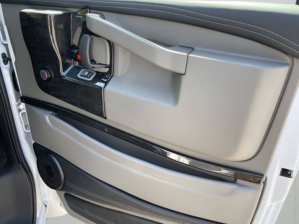 New 2025 GMC Savana 2500 Extended w/ Driver Convenience Package image 11