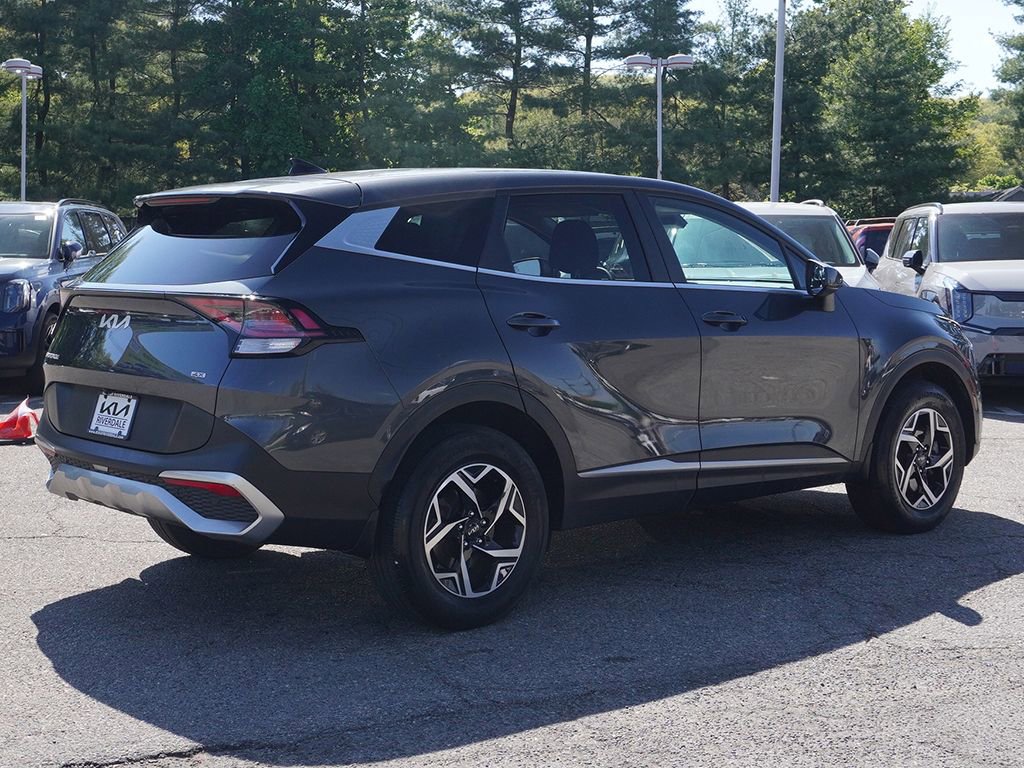 Used 2023 Kia Sportage LX AWD/4WD image 8