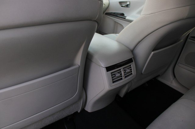 Used 2013 Toyota Venza LE FWD image 11
