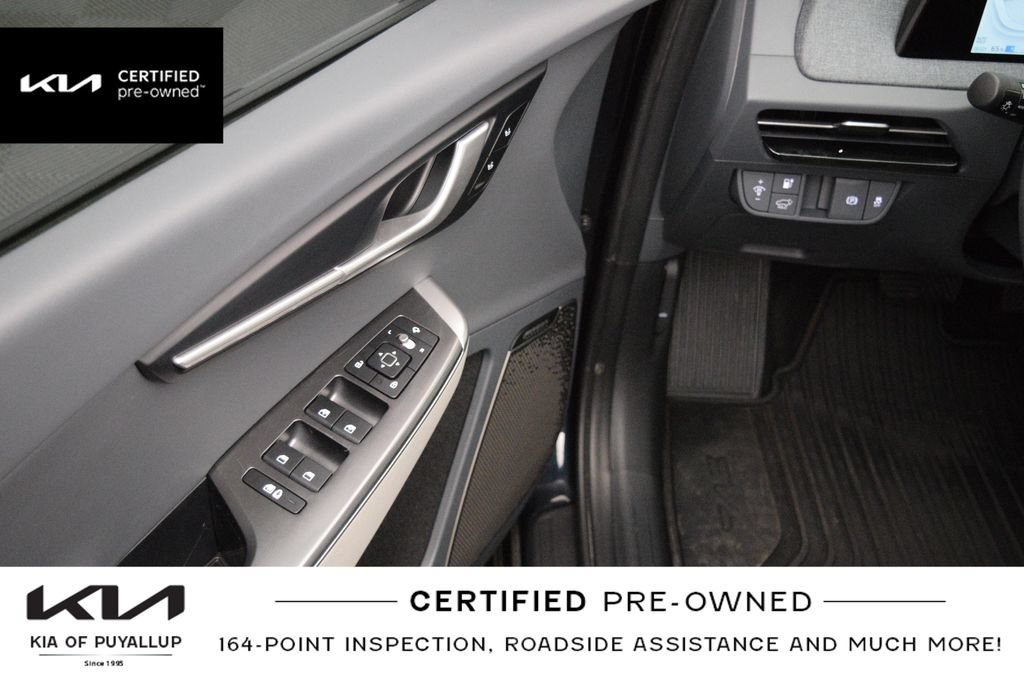 Certified 2023 Kia EV6 Wind AWD/4WD image 28