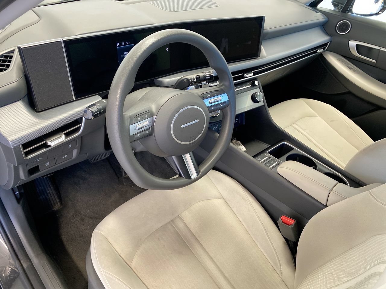 Used 2025 Hyundai Sonata SEL FWD image 20