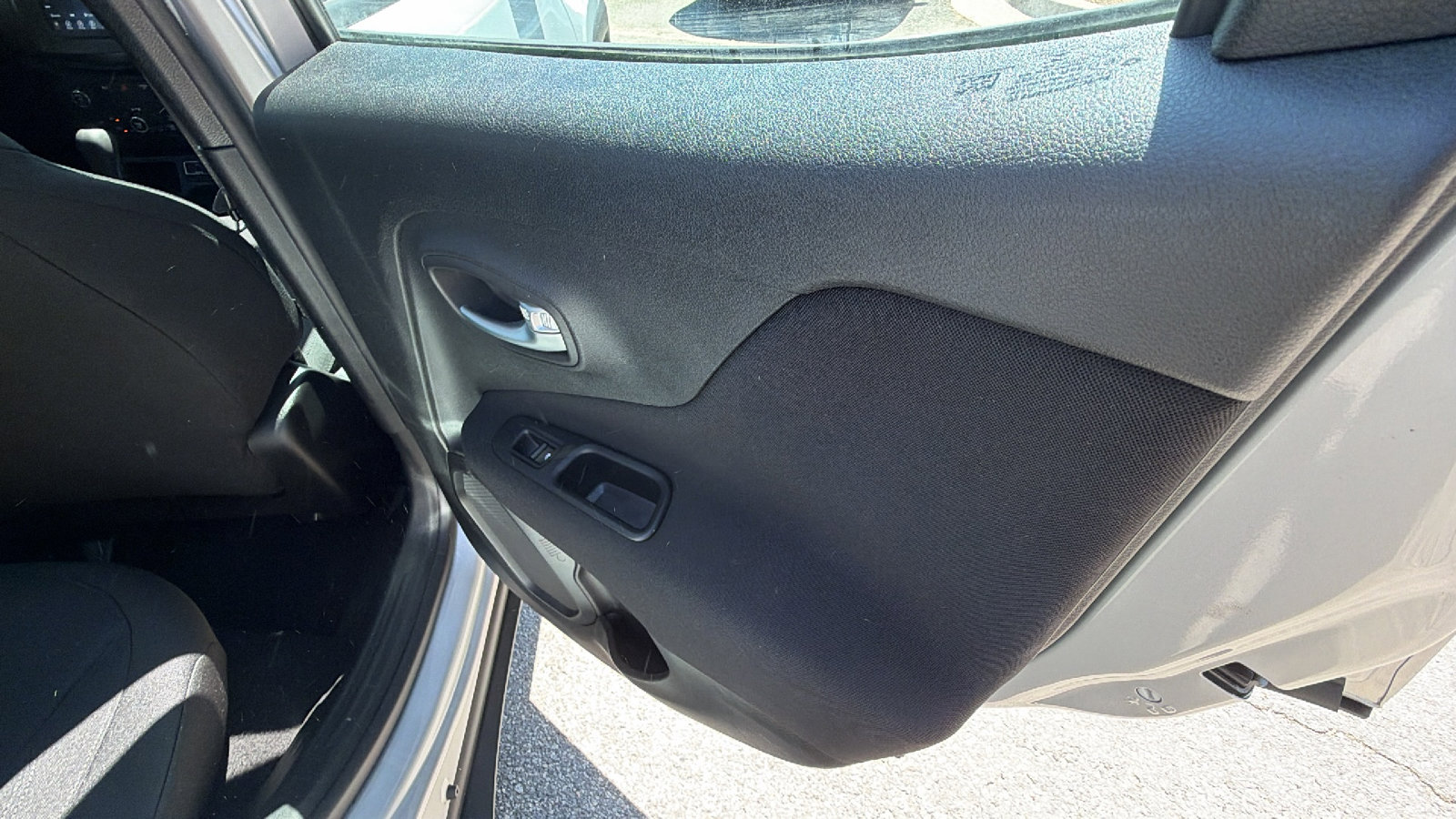 Used 2020 Jeep Renegade Sport w/ UConnect 7.0 Group image 20