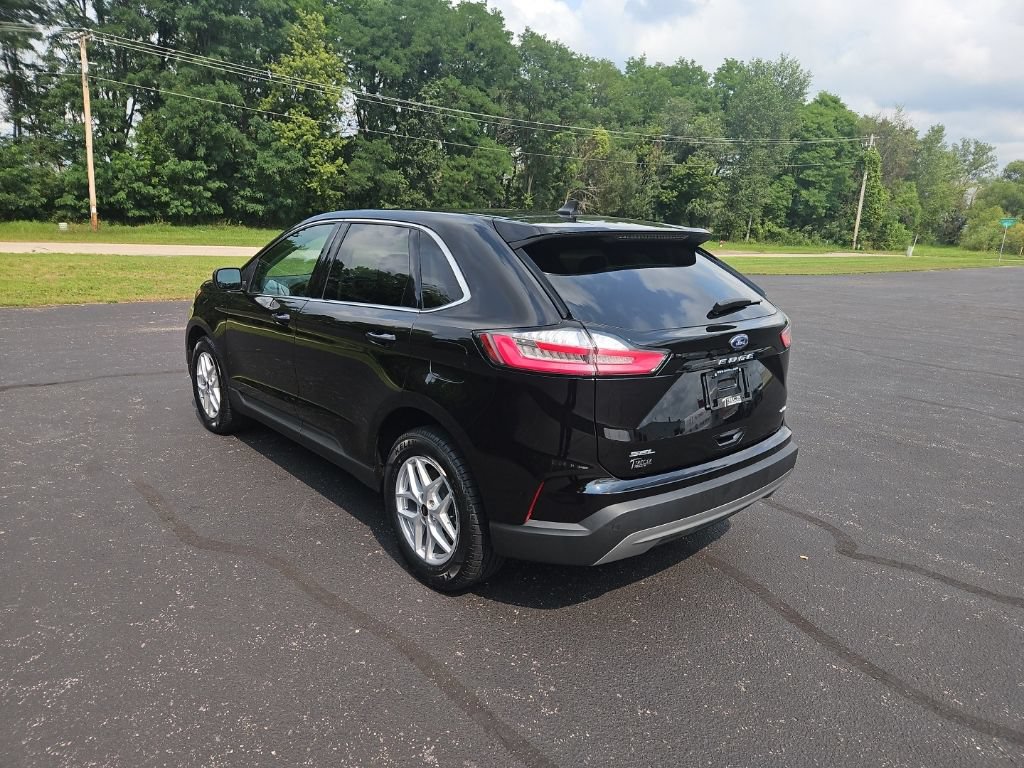 Used 2024 Ford Edge SEL w/ Convenience Package AWD/4WD image 5