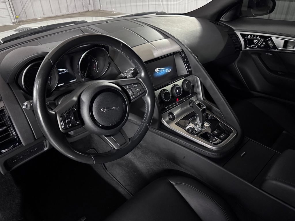 Used 2017 Jaguar F-TYPE Coupe RWD image 20